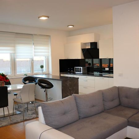 Luxury Apartment Anabella Varaždin 外观 照片